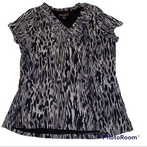 Women’s Dana Buchman animal print top Size Large Gray Black VNeck